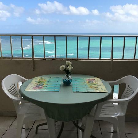 Ocean Front Apartment Лукильо Екстериор снимка