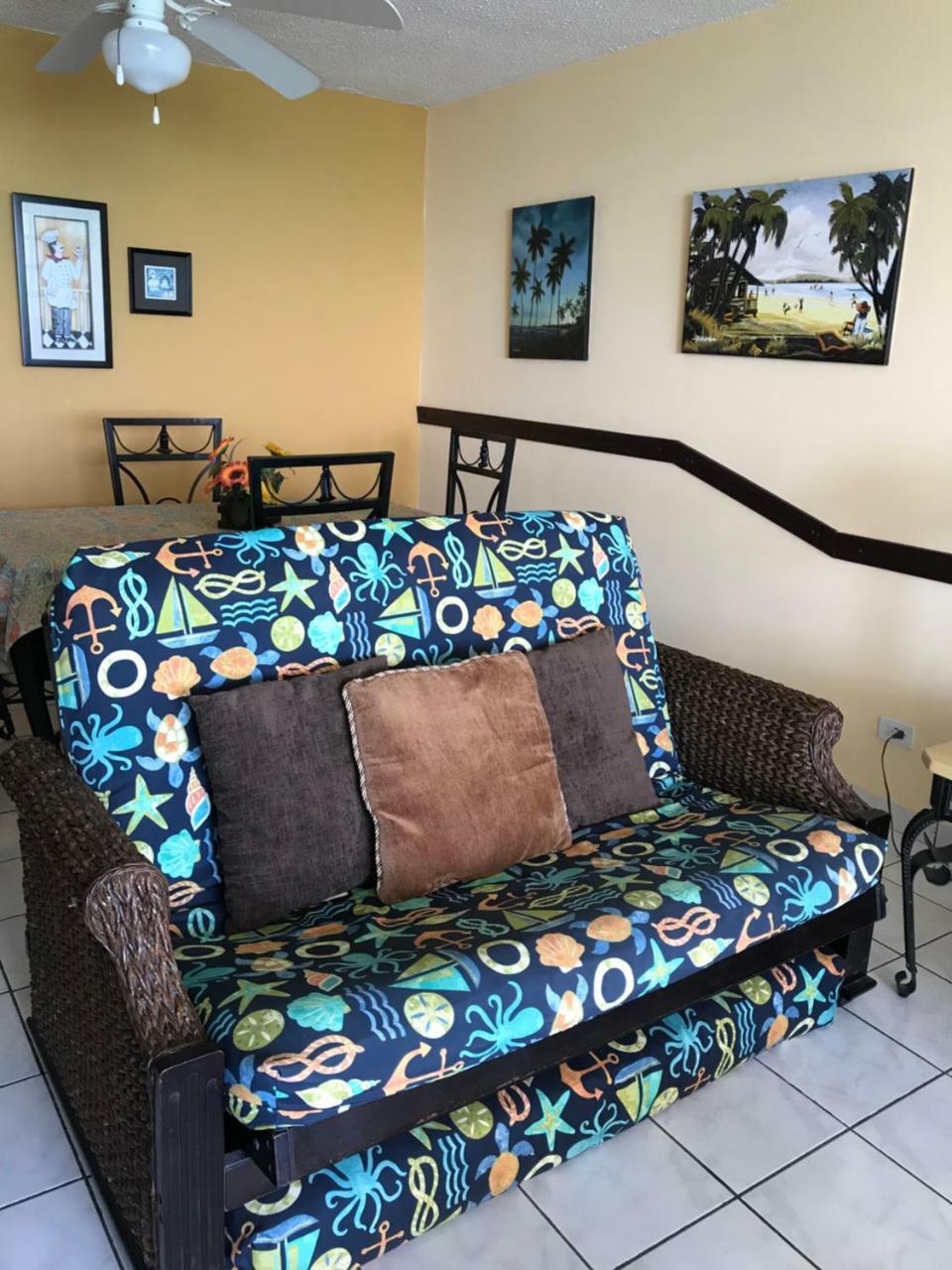 Ocean Front Apartment Лукильо Екстериор снимка